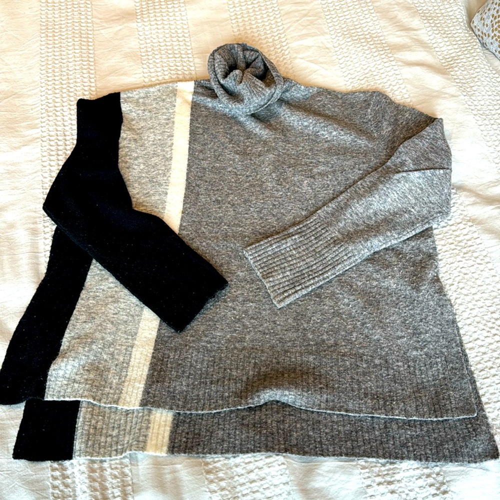 Athleta Merino Turtleneck Color Block Sweater S - image 1